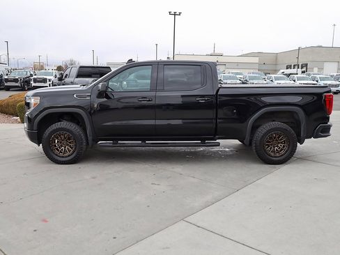 Used 2020 GMC Sierra 1500 AT4 w/ Off-Road Performance Package image 3