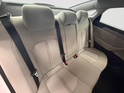 Used 2019 Hyundai Sonata Plug-In Hybrid FWD image 18