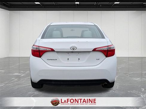 Used 2015 Toyota Corolla LE image 4