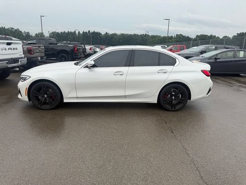 Used 2020 BMW 330i xDrive Sedan w/ Premium Package AWD/4WD image 17