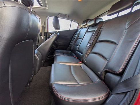 Used 2015 MAZDA MAZDA3 i Grand Touring image 19