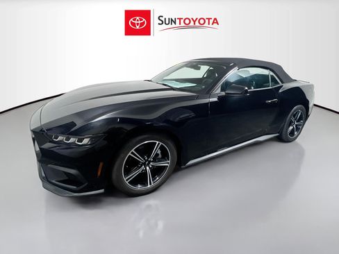 Used 2024 Ford Mustang Premium RWD image 9
