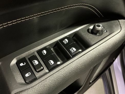 Used 2023 Jeep Compass Altitude w/ Convenience Group image 23