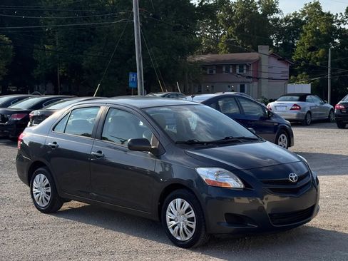 Used 2007 Toyota Yaris S FWD image 6