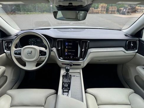 Used 2021 Volvo S60 T6 Inscription AWD/4WD image 17