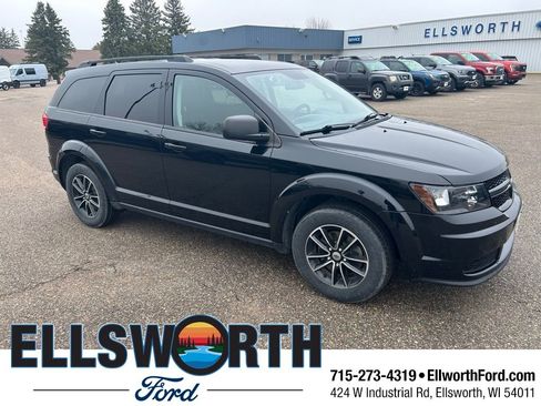 Used 2018 Dodge Journey SE w/ Blacktop Package FWD image 1