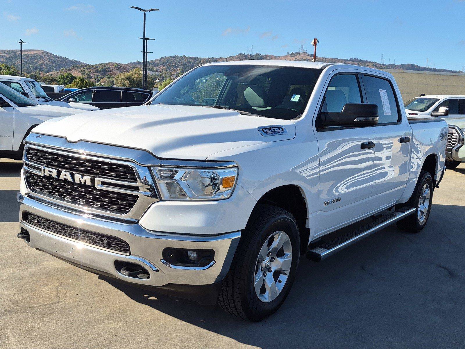Certified 2024 RAM 1500 Big Horn AWD/4WD image 3