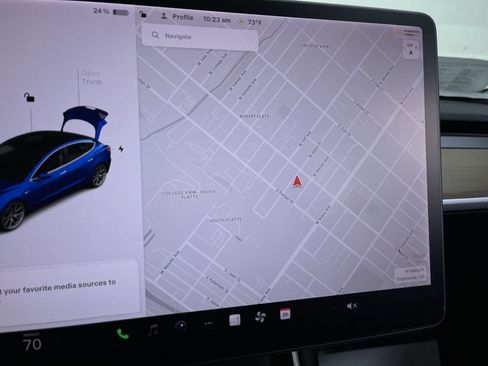 Used 2018 Tesla Model 3 Long Range image 20