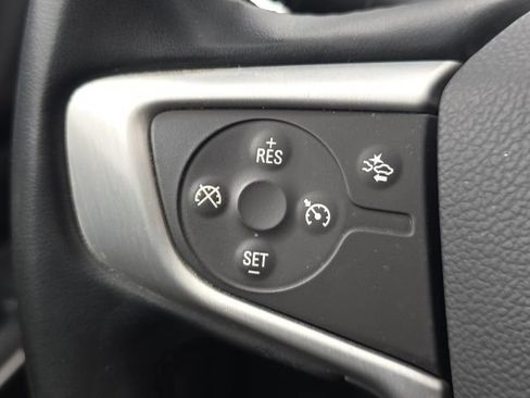 Used 2023 GMC Acadia SLT FWD image 42