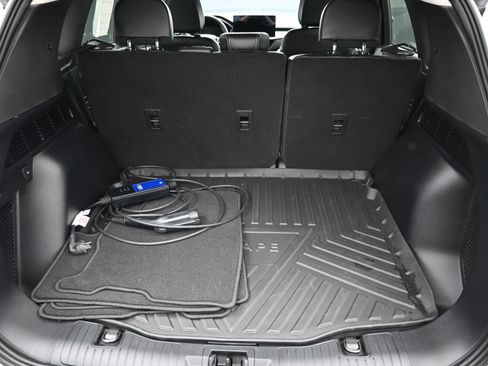 Used 2023 Ford Escape SE image 23