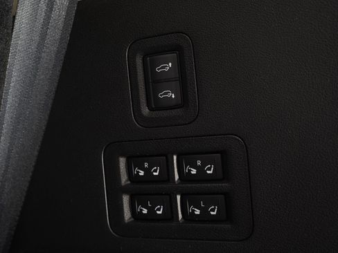 Used 2025 INFINITI QX80 Luxe AWD/4WD image 12