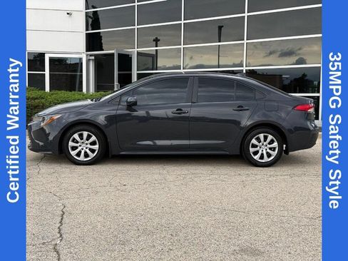 Used 2025 Toyota Corolla LE FWD image 6