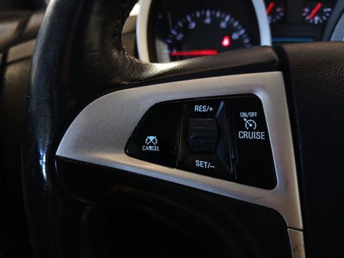 Used 2015 Chevrolet Equinox LT w/ Driver Convenience Package image 17