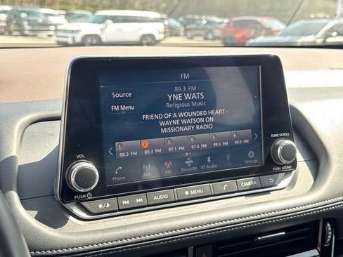 Used 2023 Nissan Rogue SL FWD image 20