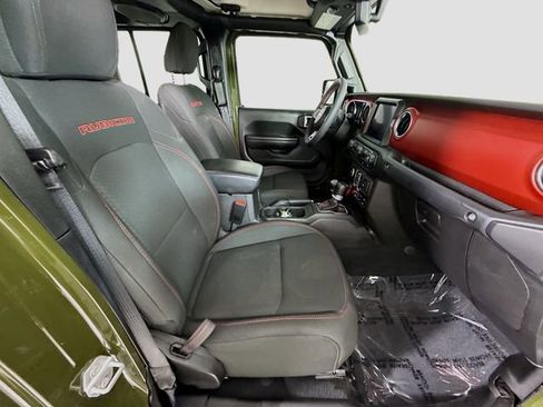 Used 2023 Jeep Gladiator Rubicon w/ Trailer Tow Package AWD/4WD image 27