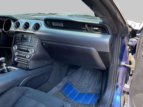 Used 2018 Ford Mustang GT RWD image 16