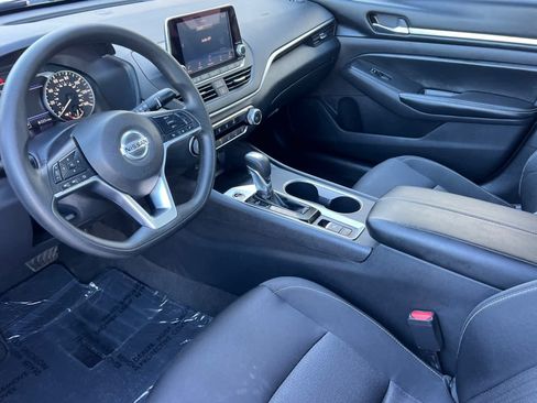 Used 2022 Nissan Altima 2.5 SV AWD/4WD image 11