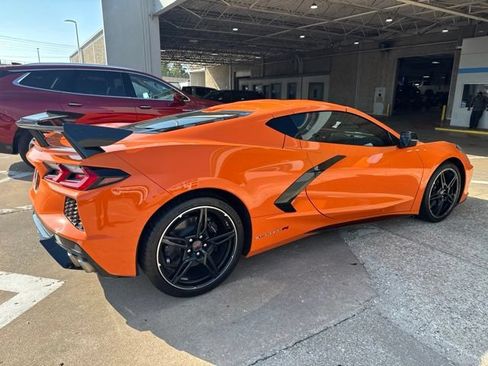 Used 2024 Chevrolet Corvette Stingray Coupe RWD image 4