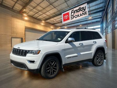 Used 2018 Jeep Grand Cherokee Limited AWD/4WD image 1