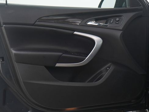 Used 2016 Buick Regal image 18