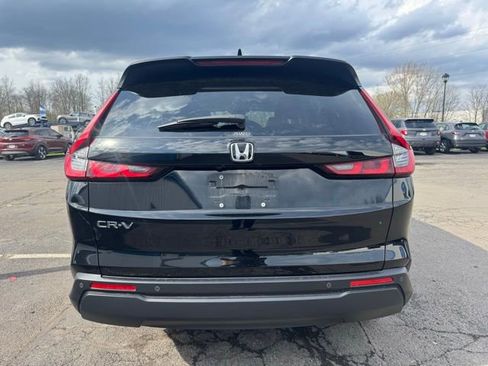 Used 2024 Honda CR-V EX-L image 3