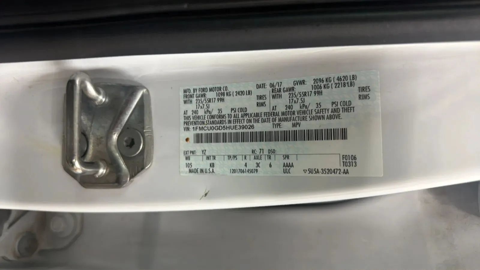 Used 2017 Ford Escape SE FWD image 24