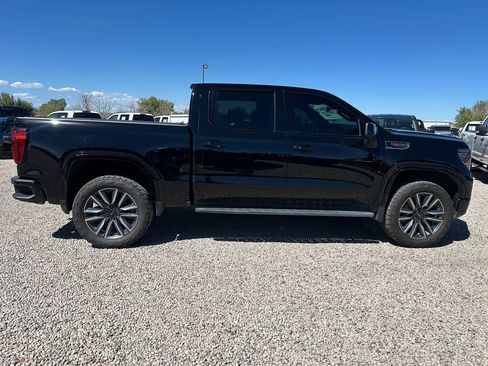 Used 2022 GMC Sierra 1500 AT4 w/ AT4 Premium Package AWD/4WD image 12