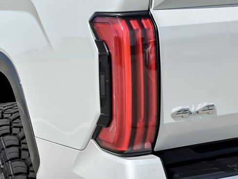 Used 2023 Toyota Tundra Limited image 25