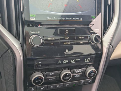 Certified 2022 Subaru Ascent Touring AWD/4WD image 24