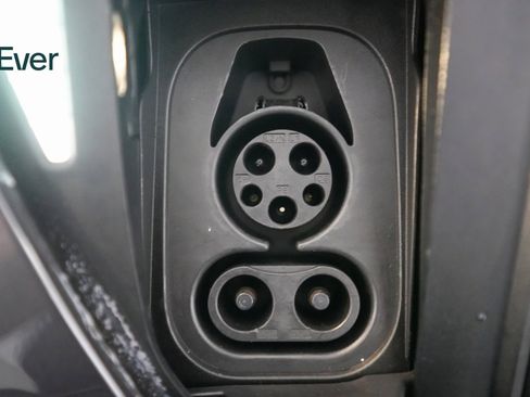 Used 2023 Lucid Air Touring image 24