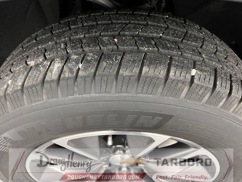 Used 2023 Chevrolet Tahoe LT AWD/4WD image 21