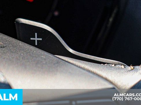 Used 2025 Toyota Camry SE image 34