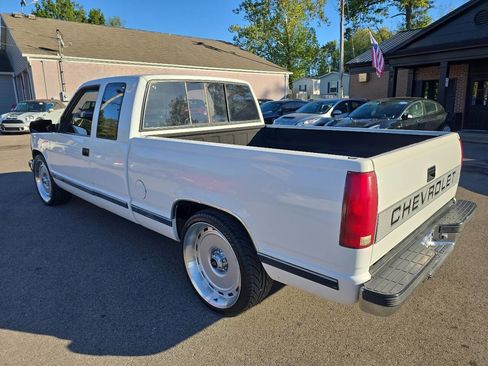 Used 1990 Chevrolet Silverado 1500 2WD Extended Cab image 4