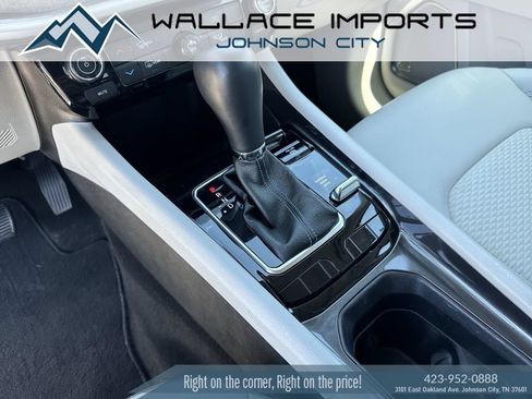 Used 2022 Jeep Compass Latitude w/ Sun and Sound Group AWD/4WD image 18