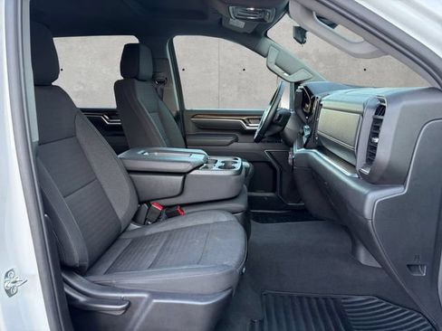 Used 2025 Chevrolet Silverado 2500 LT w/ Convenience Package AWD/4WD image 24