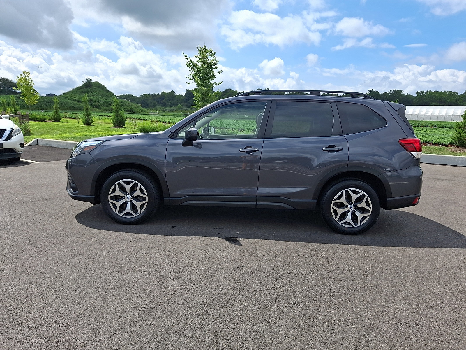 Certified 2023 Subaru Forester Premium AWD/4WD image 4