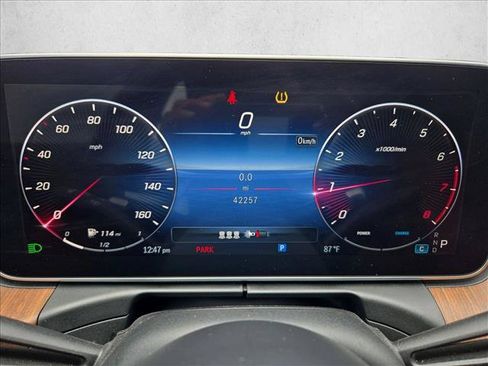 Used 2023 Mercedes-Benz C 300 Sedan image 8