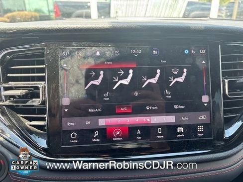 Used 2025 Dodge Durango GT w/ Blacktop Package RWD image 10