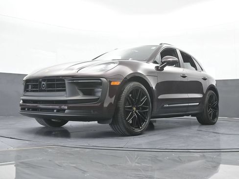 Used 2025 Porsche Macan GTS AWD/4WD image 60