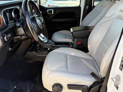 Used 2021 Jeep Gladiator Mojave AWD/4WD image 22