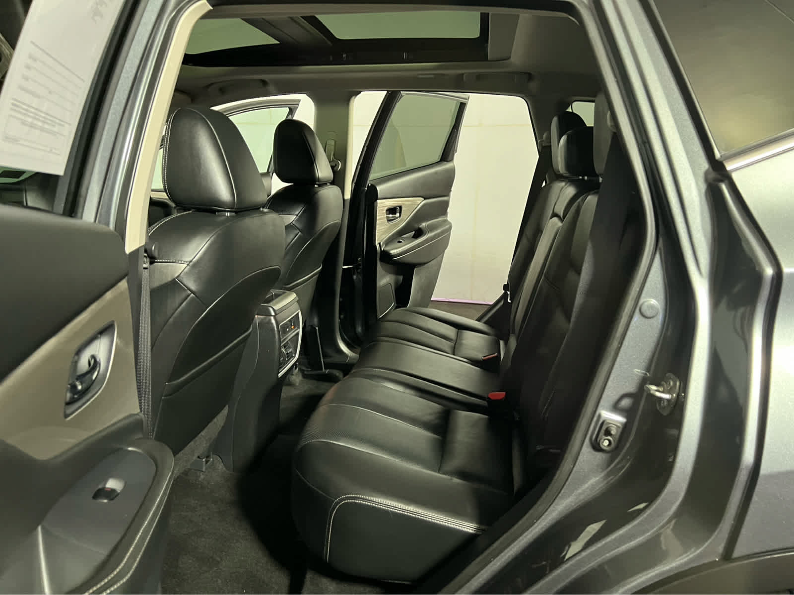 Used 2018 Nissan Murano SL w/ Moonroof Package AWD/4WD image 25