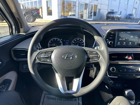 Used 2020 Hyundai Santa Fe SE w/ Cargo Package image 18