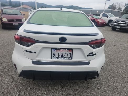 Used 2024 Toyota Corolla Hybrid Sedan image 4