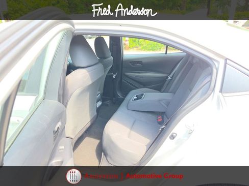 Used 2024 Toyota Corolla LE FWD image 6