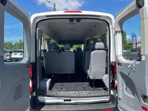 Used 2017 Ford Transit 350 XL RWD image 11