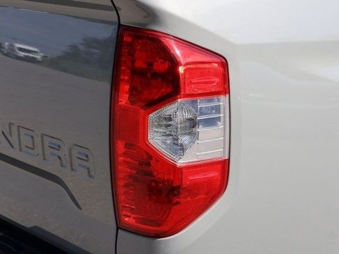 Used 2019 Toyota Tundra SR5 AWD/4WD image 22