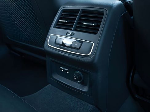 Used 2019 Audi S4 Premium Plus w/ Premium Plus Package image 36