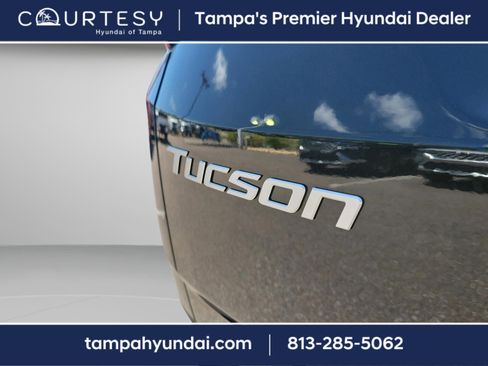 New 2025 Hyundai Tucson Limited image 30