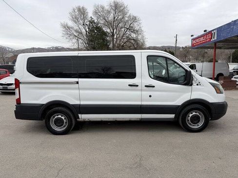 Used 2016 Ford Transit 150 XL image 3