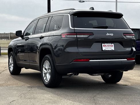 New 2025 Jeep Grand Cherokee L Laredo image 8